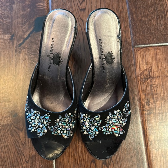 Women’s Beaded Evening Slides - Picture 1 of 7